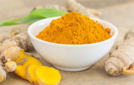 Curcuma potentes propiedades antiinflamatorias